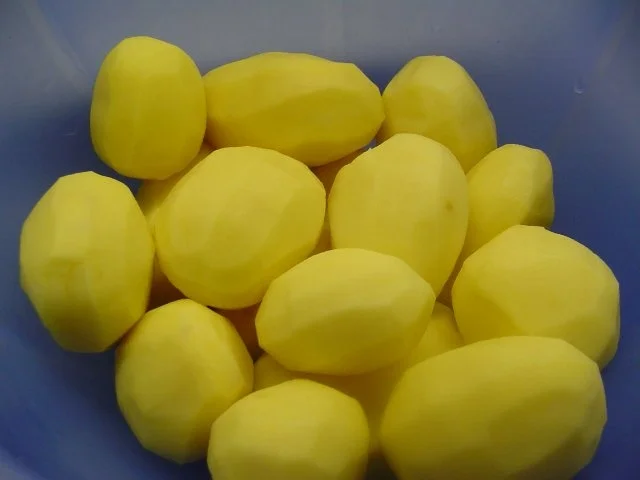 Karottengemüse, Salzkartoffeln mit Wollwürste und Kassler - Rezept - Bild Nr. 5