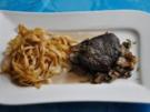 Kochen: Steinpilztagliatelle mit Trüffelöl Austernpilzen und Hirschsteak - Rezept