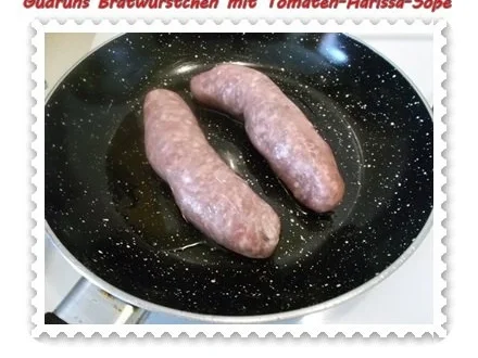 Fleisch: Bratwürstchen mit Tomaten-Harissa-Soße und Pellkartoffeln - Rezept - Bild Nr. 4
