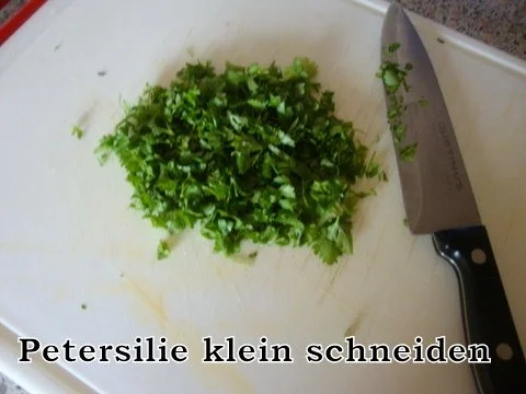 Rezept: Rouladen mit Frühlingszwiebel-Kalbsbrätfüllung Bild Nr. 4 Rouladen mit Frühlingszwiebel-Kalbsbrätfüllung - Rezept - Bild Nr. 4