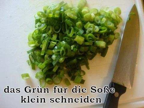 Rezept: Rouladen mit Frühlingszwiebel-Kalbsbrätfüllung Bild Nr. 6 Rouladen mit Frühlingszwiebel-Kalbsbrätfüllung - Rezept - Bild Nr. 6