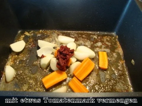 Rezept: Rouladen mit Frühlingszwiebel-Kalbsbrätfüllung Bild Nr. 12 Rouladen mit Frühlingszwiebel-Kalbsbrätfüllung - Rezept - Bild Nr. 12