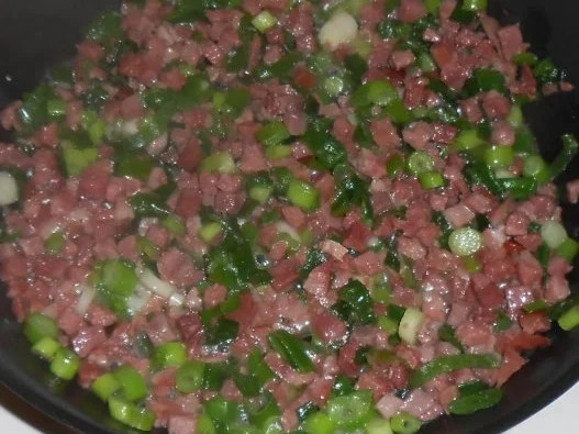 Rezept: Maultaschen-Pfanderl mit Schinken und Ei Bild Nr. 3 Maultaschen-Pfanderl mit Schinken und Ei - Rezept - Bild Nr. 3