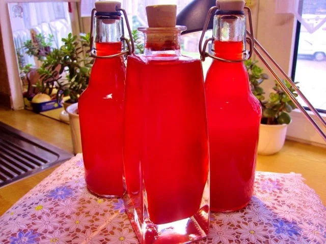 Rezept: Himbeer-Essig - selbstgemacht Himbeer-Essig - selbstgemacht - Rezept