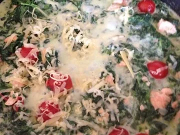 lachspfanne mit Spinat und dazu Nudeln - Rezept - Bild Nr. 3