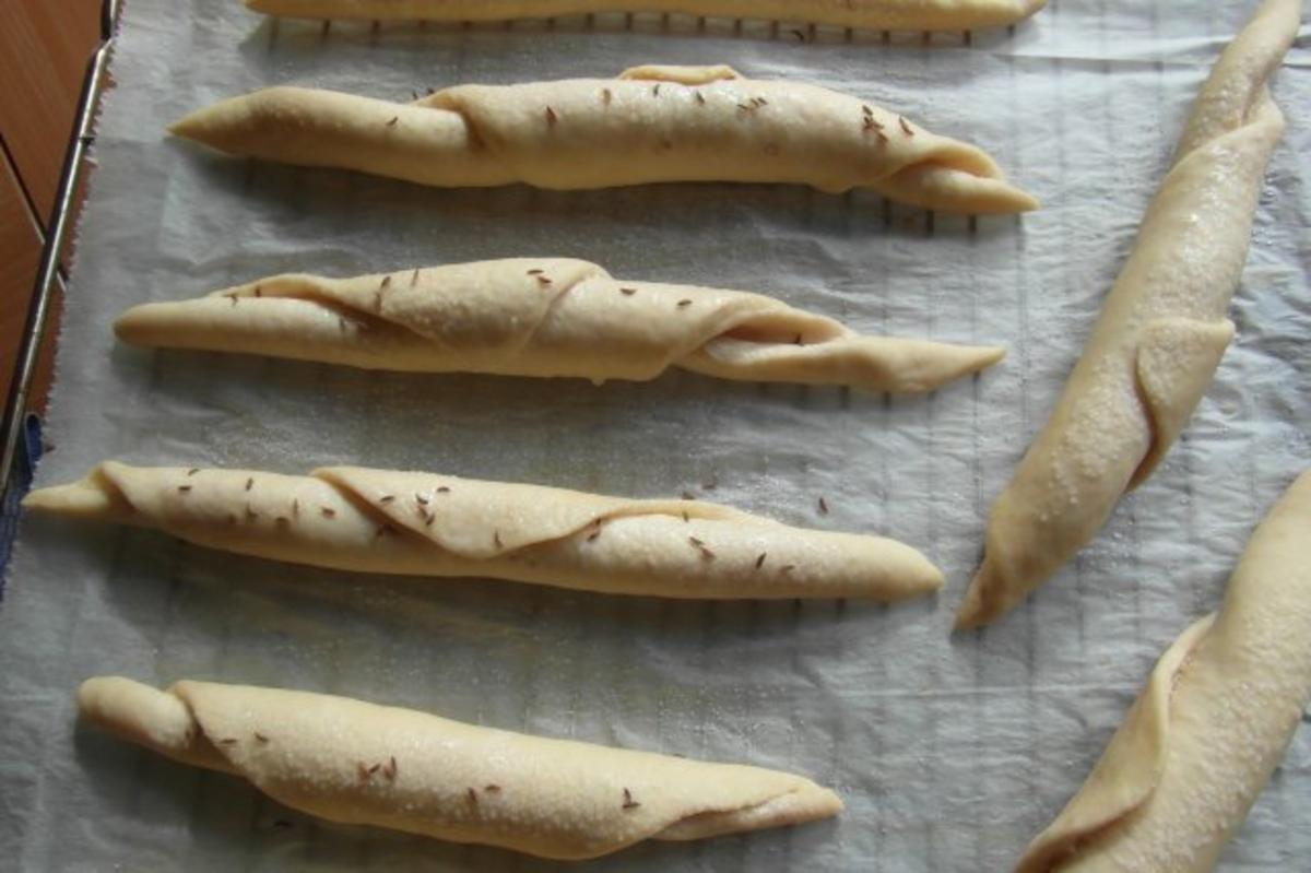 Backen: Salzstangen - Rezept mit Bild - kochbar.de