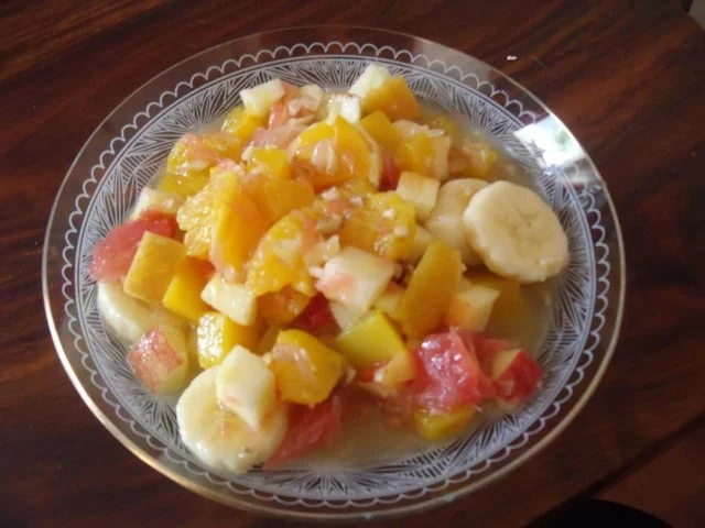 Obstsalat wie meine Oma ihn gemacht hat - Rezept
