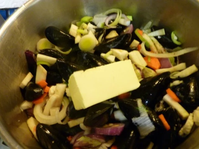 Muscheln  mit grünen Bohnen in Sektsud - Rezept - Bild Nr. 2