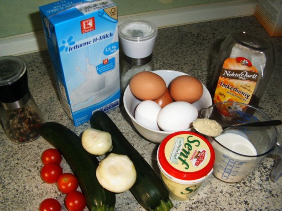 Eier mit Zucchini-Senf-Soße - Rezept - Bild Nr. 3