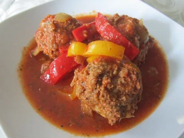 Fleischbällchen in pikanter Sauce - Rezept