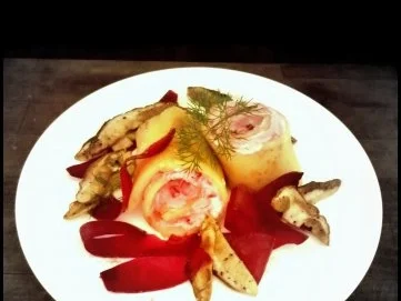 Kartoffel-Rote-Bete-Röllchen mit Steinpilzen - Rezept - Bild Nr. 6