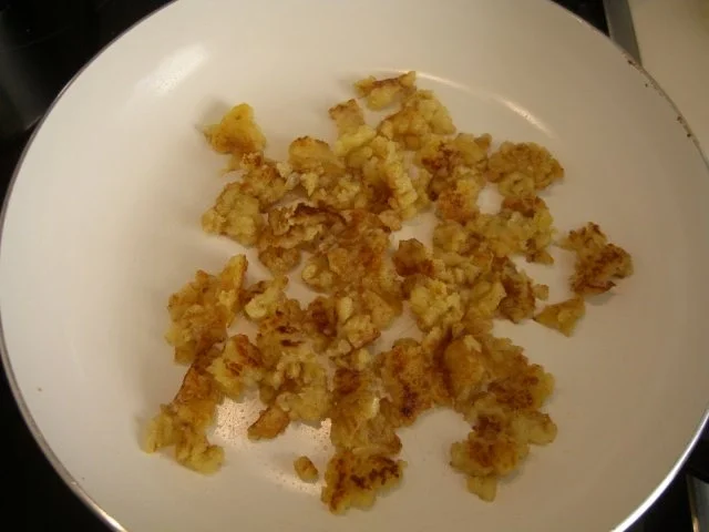 Rezept: Bröselschmarrn oder auch "Zwirl" genannt Bild Nr. 2 Bröselschmarrn oder auch "Zwirl" genannt - Rezept - Bild Nr. 2