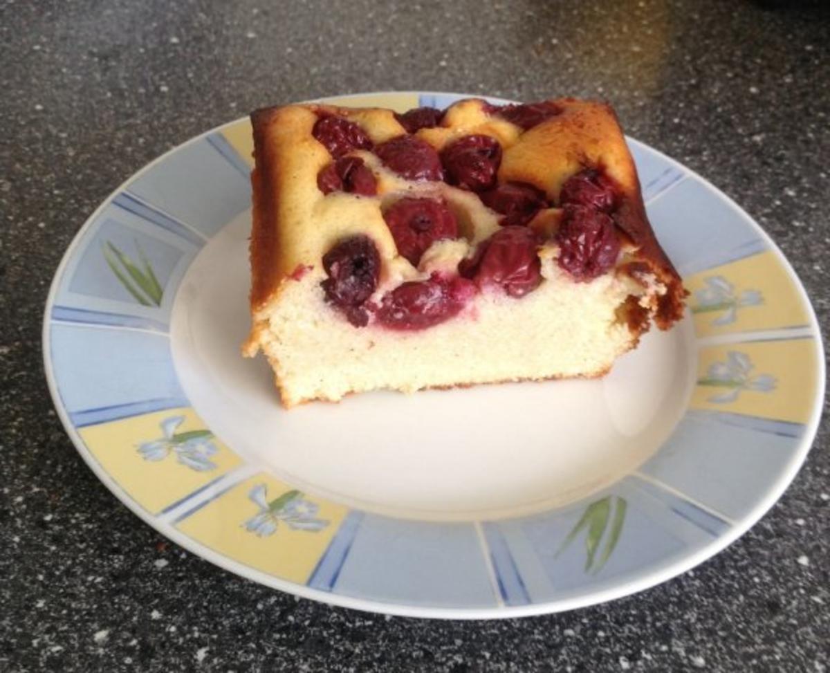 Bilder für Grieß - Käse - Kirschkuchen - Rezept