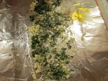 Rezept: Rosa gebratenes Schweinefilet im Kräuter-Knoblauch-Mantel Bild Nr. 4 Rosa gebratenes Schweinefilet im Kräuter-Knoblauch-Mantel - Rezept - Bild Nr. 4