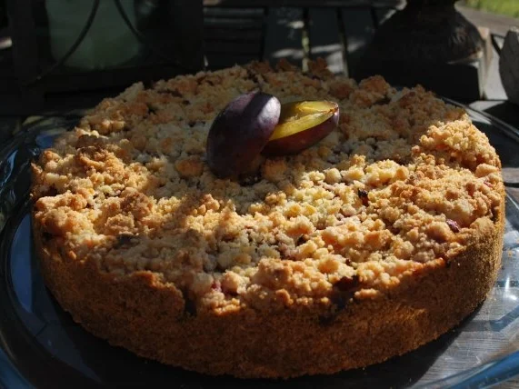 Zwetschgen-Käse-Kuchen mit Streuseln - Rezept - Bild Nr. 3