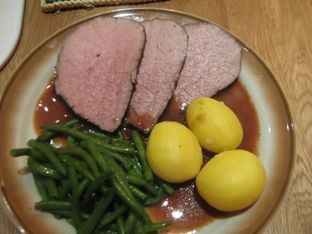 Rinder-Schmorbraten in Rotweinmarinade - Rezept