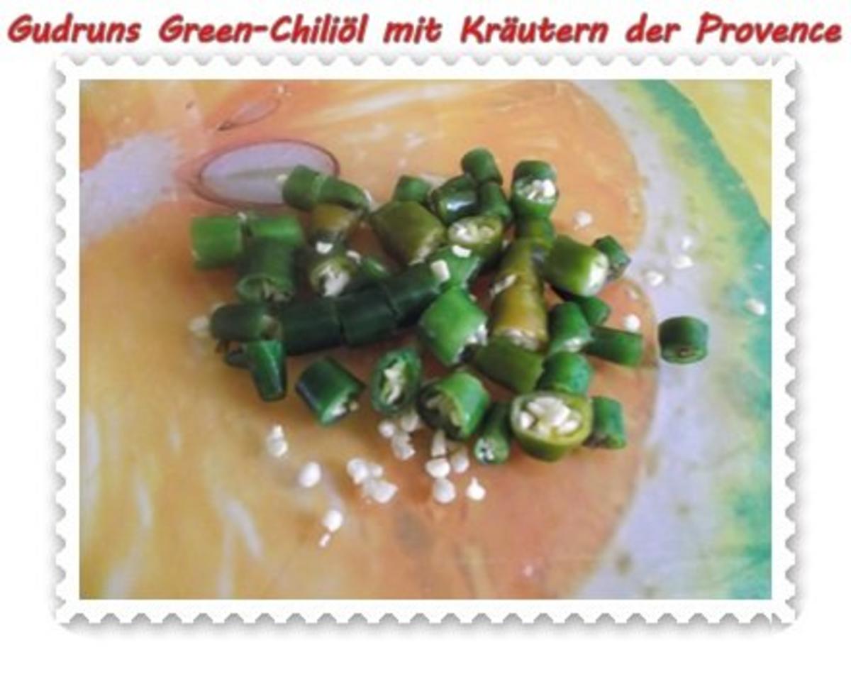 Öl: Green Chiliöl mit Kräutern der Provence - Rezept - Bild Nr. 3