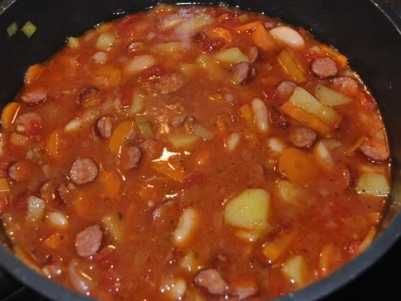 Rezept: Annis kräftige Bohnensuppe Bild Nr. 2 Annis kräftige Bohnensuppe - Rezept - Bild Nr. 2