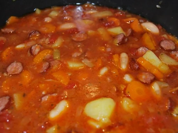 Rezept: Annis kräftige Bohnensuppe Bild Nr. 4 Annis kräftige Bohnensuppe - Rezept - Bild Nr. 4