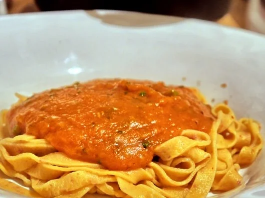 Rezept: Scharfe Tagliatelle mit Kürbis-Orangen-Tomaten-Sauce Bild Nr. 14 Scharfe Tagliatelle mit Kürbis-Orangen-Tomaten-Sauce - Rezept - Bild Nr. 14