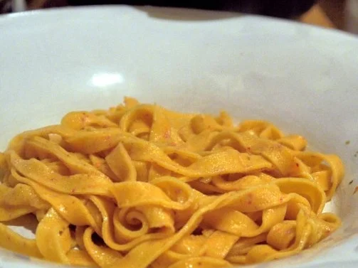 Rezept: Scharfe Tagliatelle mit Kürbis-Orangen-Tomaten-Sauce Bild Nr. 13 Scharfe Tagliatelle mit Kürbis-Orangen-Tomaten-Sauce - Rezept - Bild Nr. 13