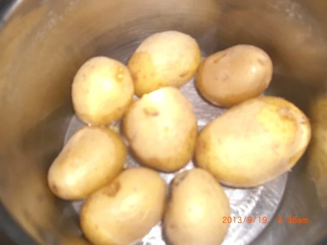 Schweinefilet im Speckmantel und Bratkartoffeln. - Rezept - Bild Nr. 2