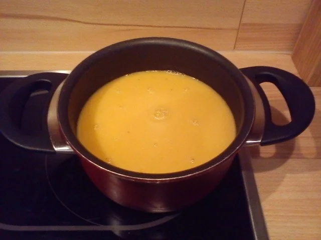 Rezept: süßliche Kürbiscremesuppe süßliche Kürbiscremesuppe - Rezept