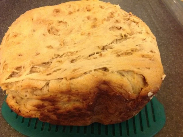 Rezept: Frühstücksbrot mit Knusper-Krokant Frühstücksbrot mit Knusper-Krokant - Rezept