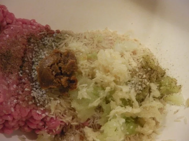 ungarische Krautrouladen / Kohlrouladen in Tomatensoße (Töltött káposzta) - Rezept - Bild Nr. 4