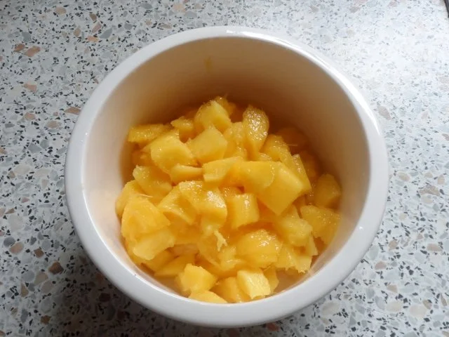 Teriyaki-Hähnchen mit Mango-Erdnuss-Soße, Curry-Möhren-Reis und Granatapfel-Gurken-Salat - Rezept - Bild Nr. 12