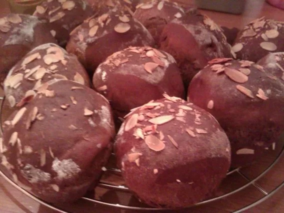 Schoko-Hefe- Muffins (Kleiner Bruder vom Hefezopf) :-D - Rezept - Bild Nr. 2