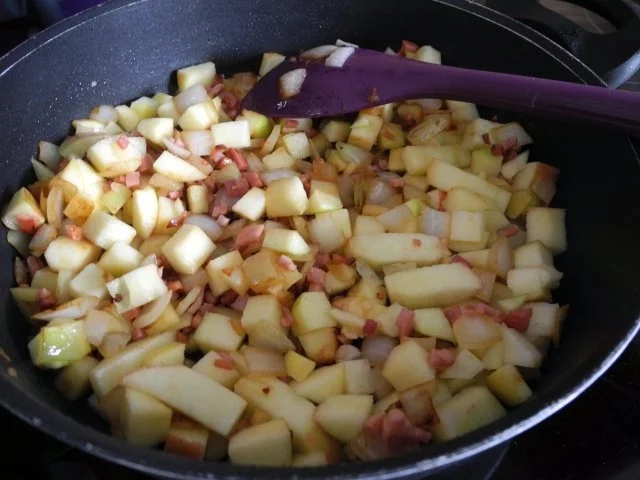 Rezept: Gemüsebeilage : Apfel-Rotkohl (Blaukraut) mal anders Bild Nr. 11 Gemüsebeilage : Apfel-Rotkohl (Blaukraut) mal anders - Rezept - Bild Nr. 11