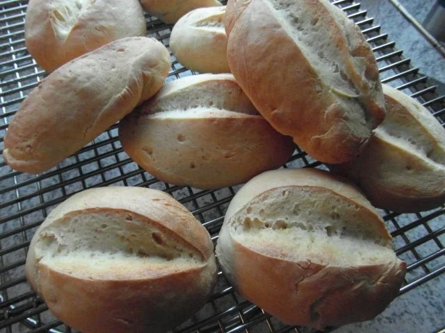 Backen :  helle Brötchen / Semmel - Rezept - Bild Nr. 2