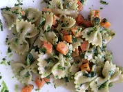 Farfalle mit Spinat und Karotten - Rezept