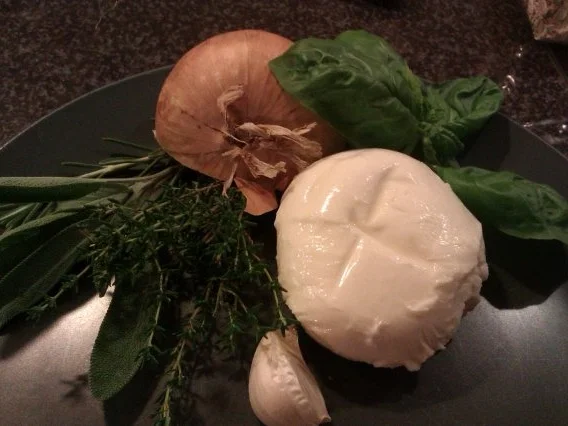 Rezept: Spaghetti mit Tomaten-Mozzarellasoße Bild Nr. 2 Spaghetti mit Tomaten-Mozzarellasoße - Rezept - Bild Nr. 2