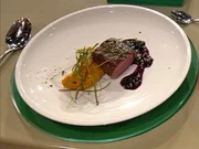 Damwildrücken mit Süßkartoffel und Gemüse (Steffen Henssler) - Rezept