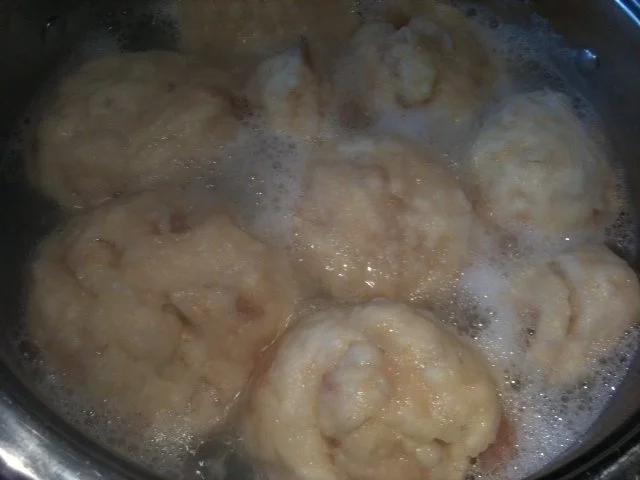 Rezept: Semmelknödelrezept Bild Nr. 3 Semmelknödelrezept - Rezept - Bild Nr. 3