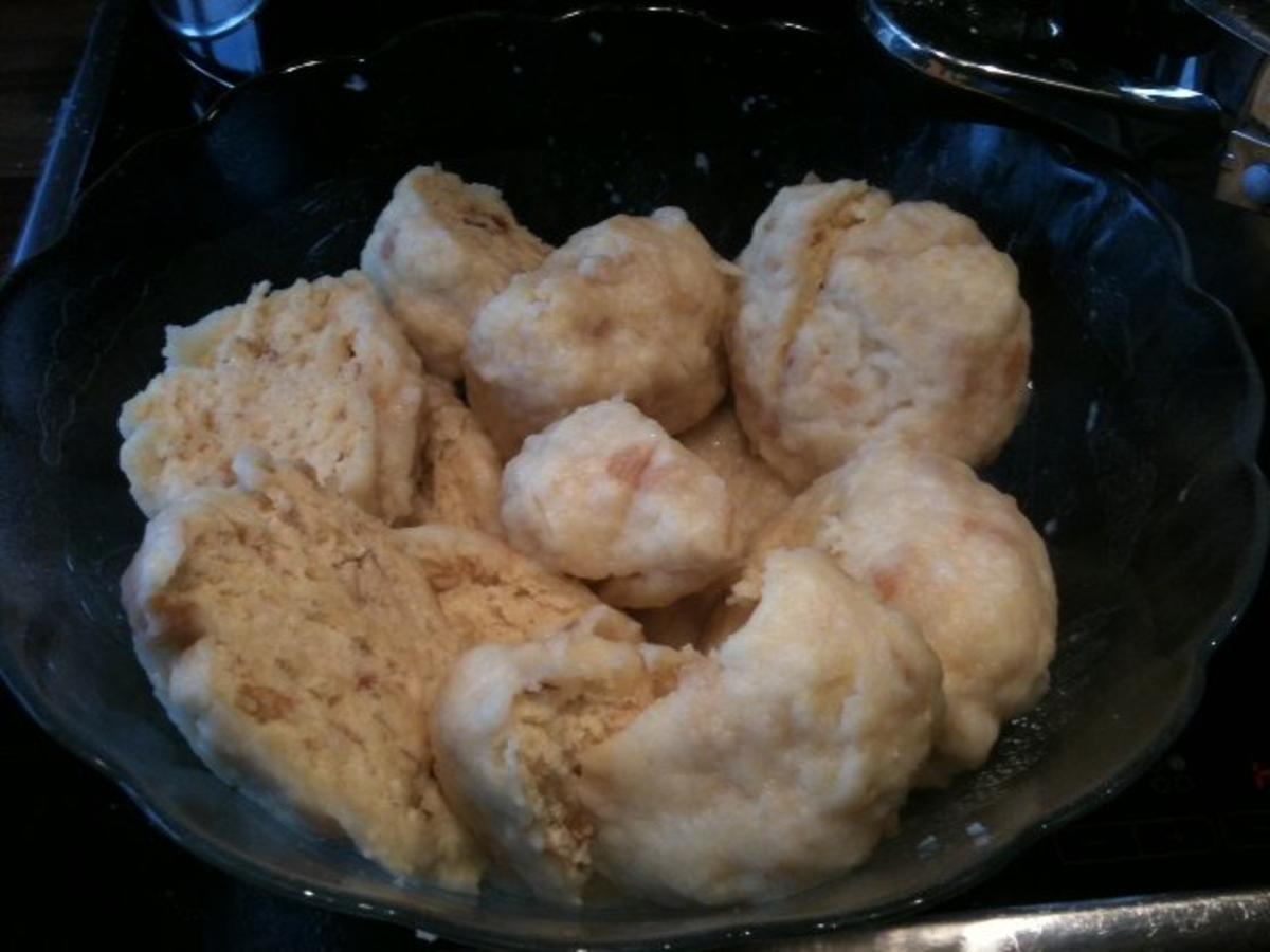 Semmelknödelrezept - einfach - von cybercookie12