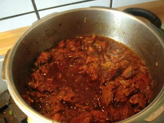 Rezept: Szegediner Gulasch Bild Nr. 8 Szegediner Gulasch - Rezept - Bild Nr. 8