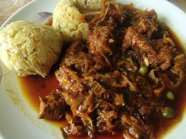 Rezept: Szegediner Gulasch Bild Nr. 2 Szegediner Gulasch - Rezept - Bild Nr. 2