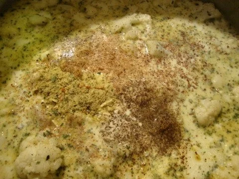 Blumenkohlcremesuppe mit "feinen Bröseln" - Rezept - Bild Nr. 9