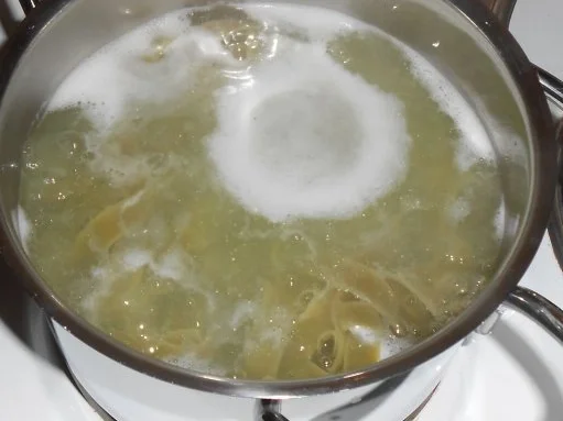 Rezept: Tagliatelle verdi con Ricotta Bild Nr. 10 Tagliatelle verdi con Ricotta - Rezept - Bild Nr. 10