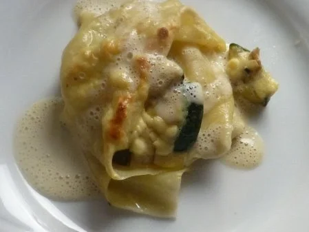 Offene Steinpilzravioli gratiniert mit Hüttenkäse - Rezept