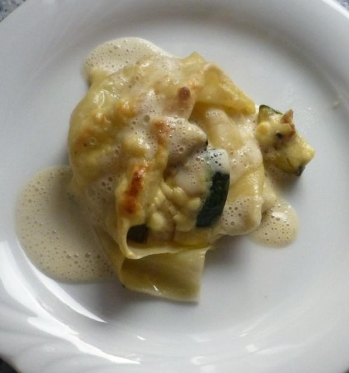 Bilder für Offene Steinpilzravioli gratiniert mit Hüttenkäse - Rezept