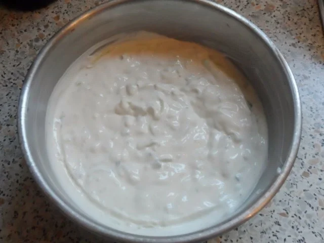 Aromatische Kräuter-Hähnchen-Pfanne mit Paprika, dazu Tzatziki-Creme - Rezept - Bild Nr. 8