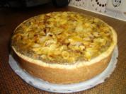 MOHN-BIRNEN-TORTE MIT TRAUBEN - Rezept