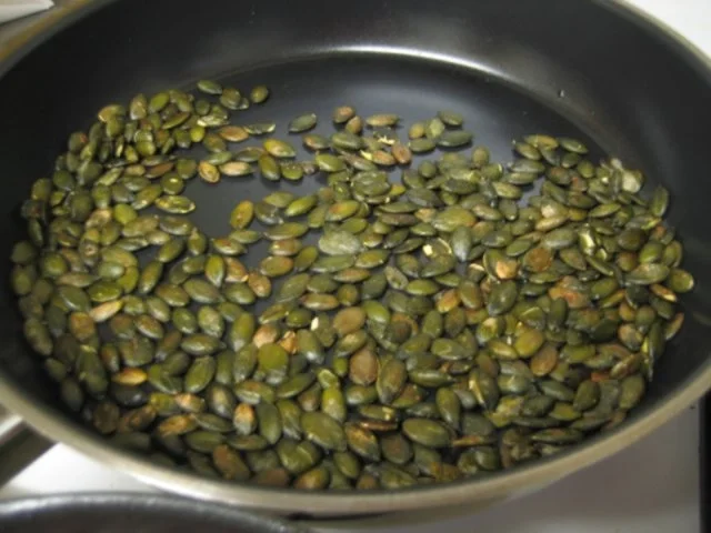 Feldsalat Jägerart oder auch Nüsslisalat - Rezept - Bild Nr. 5