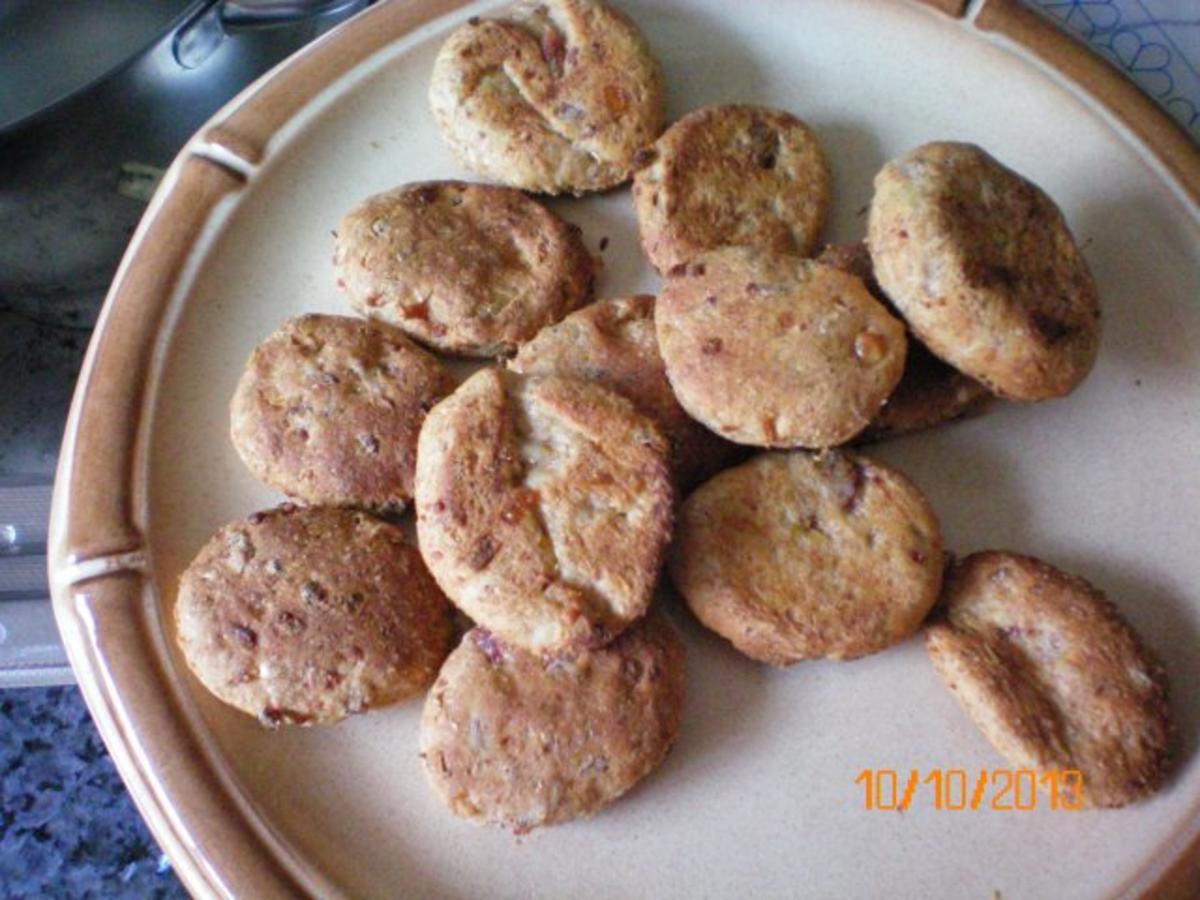 Zwiebel-Salami-Kekse - Rezept