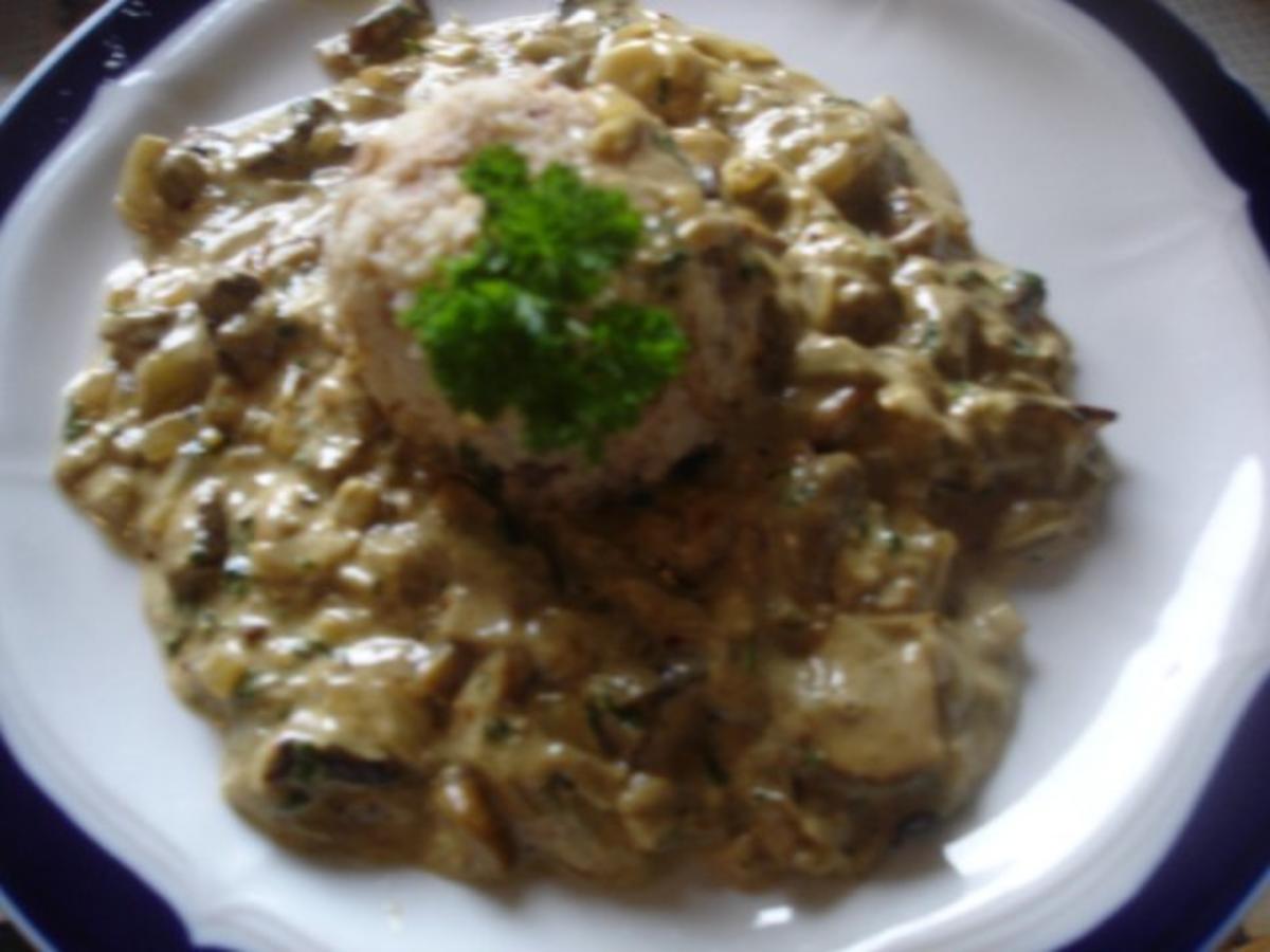 Waldpilzsauce mit Semmelknödel - Rezept - kochbar.de