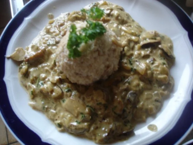 Rezept: Waldpilzsauce mit Semmelknödel Bild Nr. 18 Waldpilzsauce mit Semmelknödel - Rezept - Bild Nr. 18